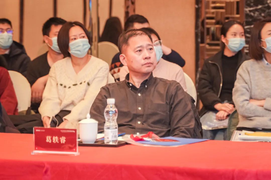江苏省首台！南京爱尔眼科医院引入干眼治疗新技术(图15)