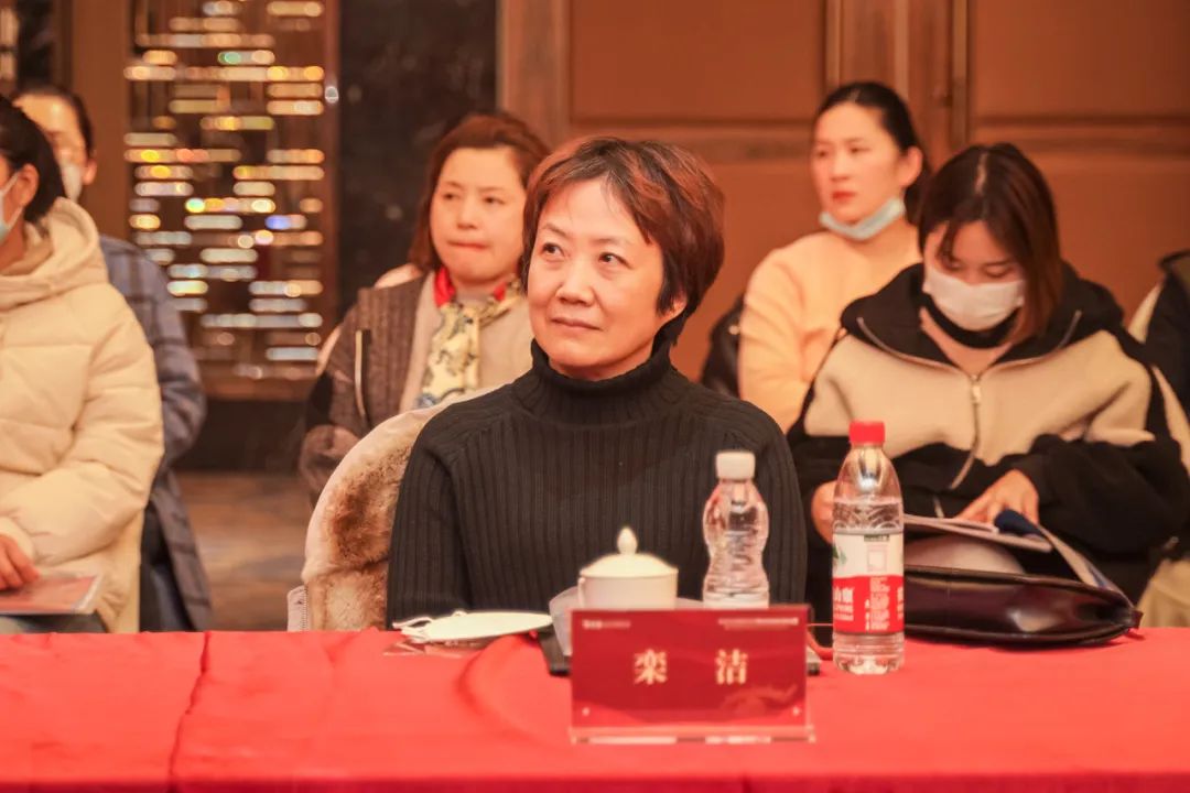 江苏省首台！南京爱尔眼科医院引入干眼治疗新技术(图16)